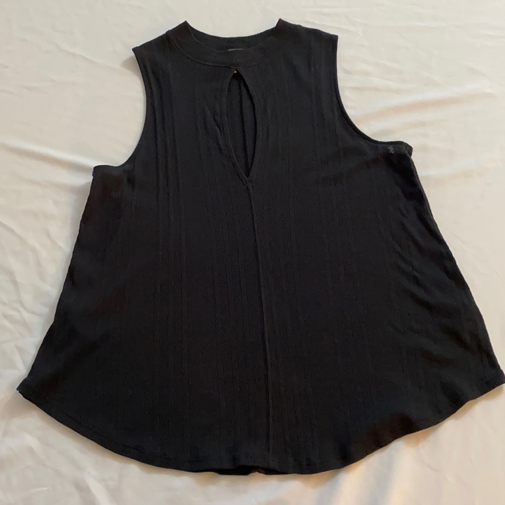 We The Free sleeveless black top. XS-EUC